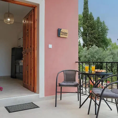 Piniata Apartment *