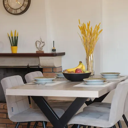 Apartment Piniata *